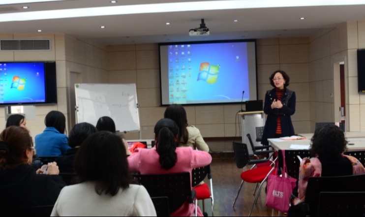 澳门美高梅赌场
召开大学英语拓展课程建设工作会议