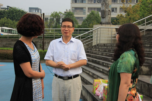 澳门美高梅赌场
2016年中秋慰问活动圆满举行